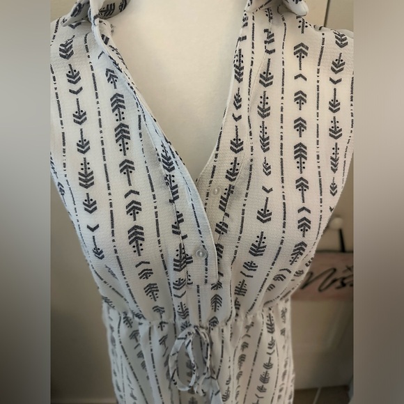 Purple Snow dress/top- NWOT tags- XL but more of a large - Picture 6 of 7